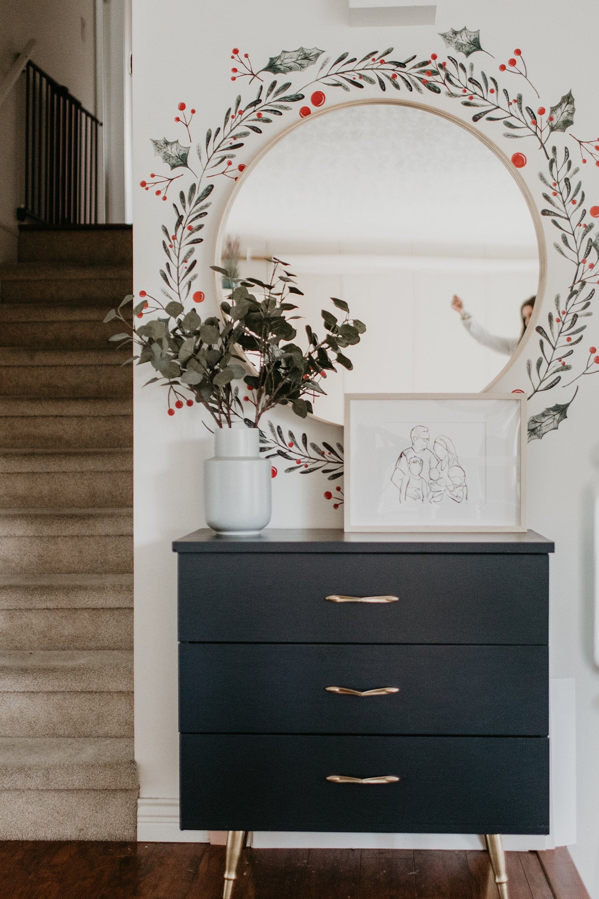 How to Create a Christmas Wreath With Removable Wall Decals