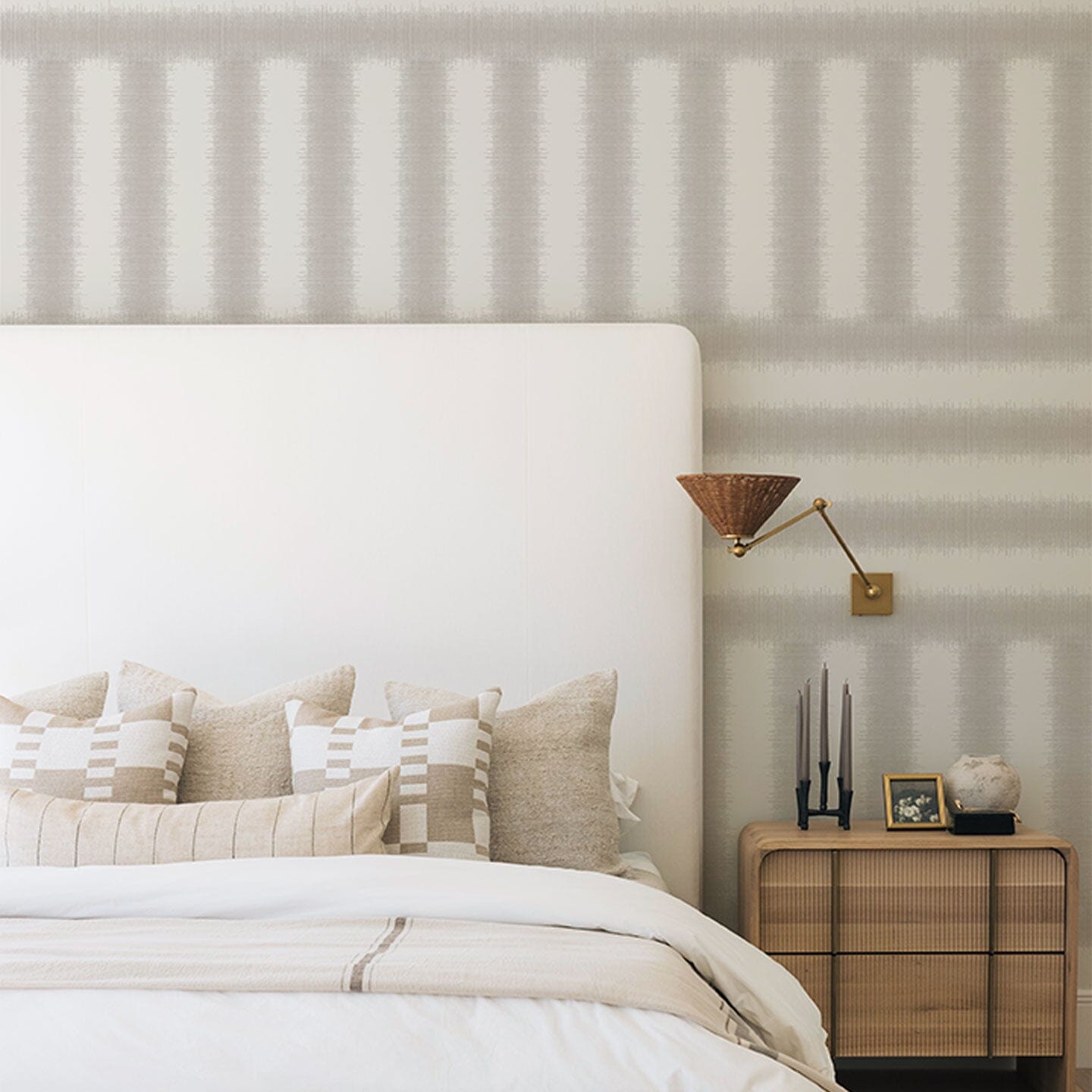 Base Stripe Wallpaper Wallpaper Kristen Forgione