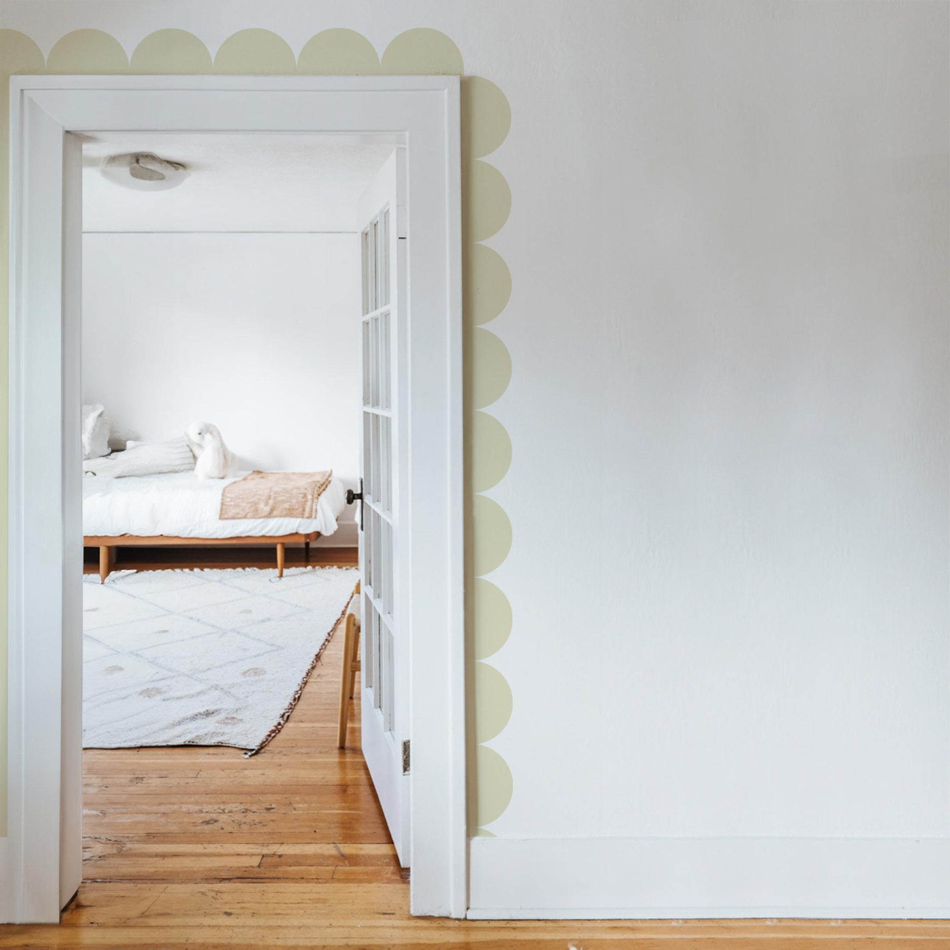 Scalloped Border Wall Decal Decals Urbanwalls Large Beige