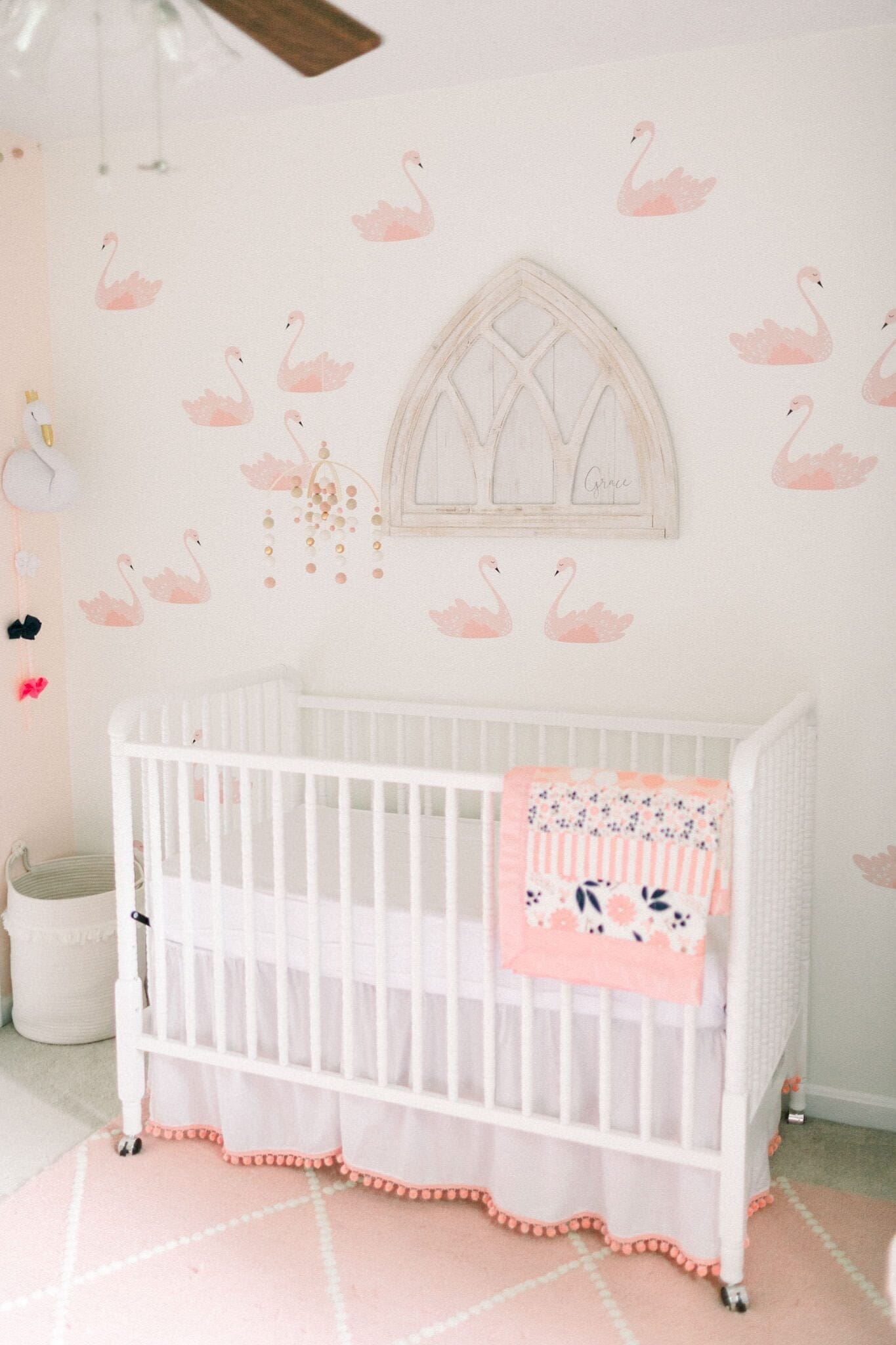 Pink Swan Wall Decals for a Soft and Elegant Nursery