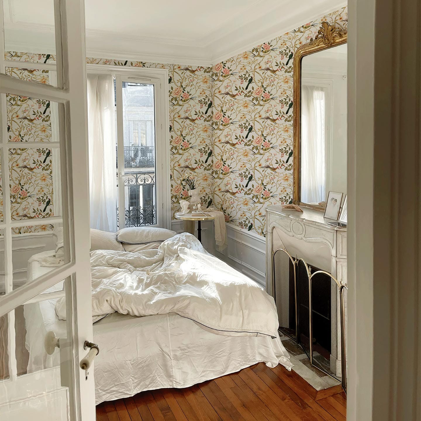 Flora Bird Wallpaper Wallpaper Urbanwalls 